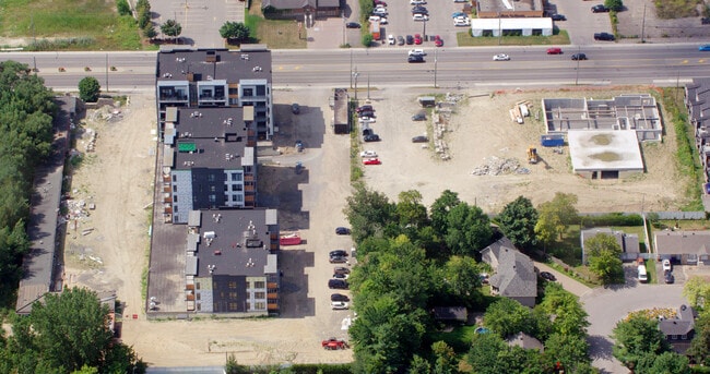 More details for 13225 Boul Du Curé-Labelle, Mirabel, QC - Multifamily for Sale