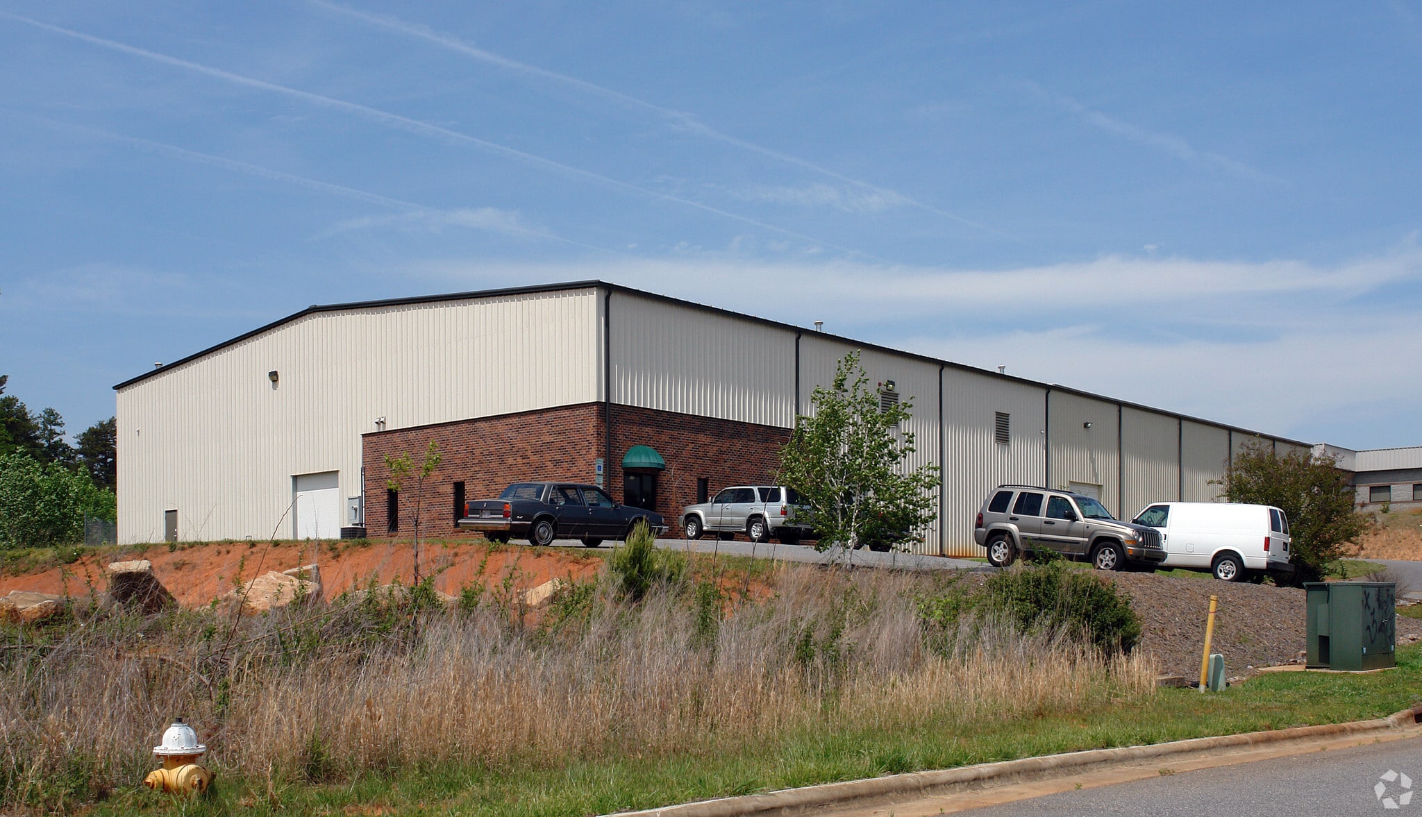 645 11th Ave Blvd SE, Hickory, NC for lease Primary Photo- Image 1 of 4