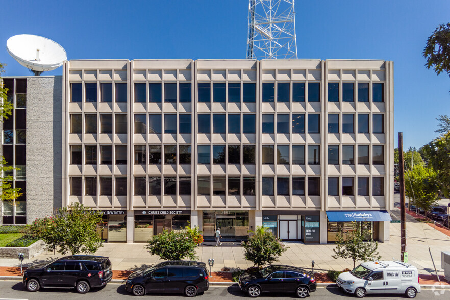 5101 Wisconsin Ave NW, Washington, DC à louer - Photo du bâtiment - Image 2 de 5