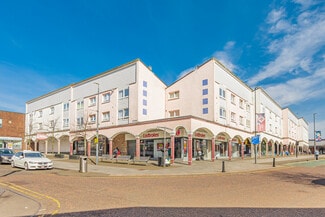 Plus de détails pour Maple Ct, Alloa - Commerce de détail à vendre