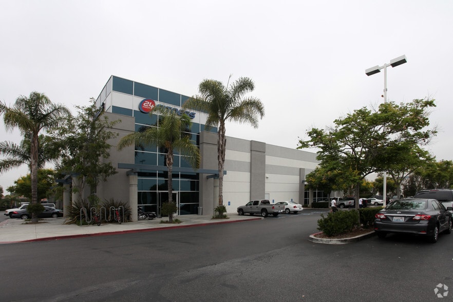 13312 Imperial Hwy, Santa Fe Springs, CA for lease - Building Photo - Image 3 of 4