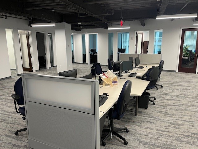 155 Federal St, Boston, MA for lease Interior Photo- Image 1 of 6