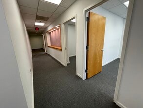 1110 Bonifant St, Silver Spring, MD for lease Interior Photo- Image 1 of 55