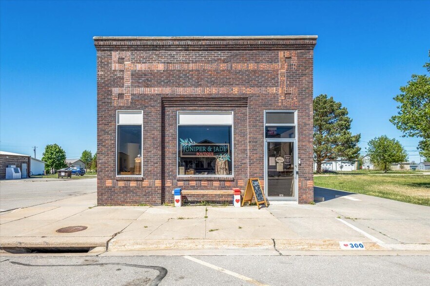300 Main St, Hallam, NE à vendre - Photo du bâtiment - Image 2 de 29