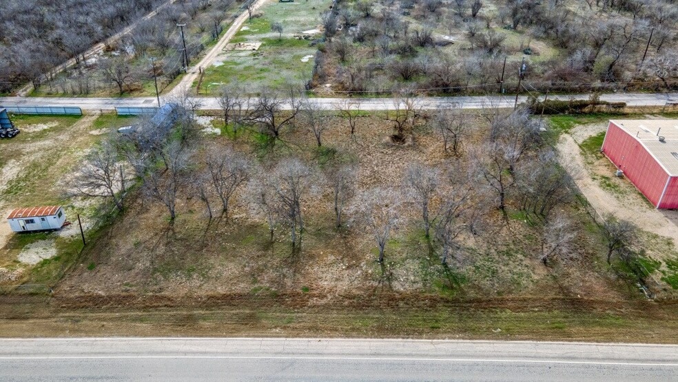 1700 E Chavaneaux Rd, San Antonio, TX for sale - Building Photo - Image 3 of 5