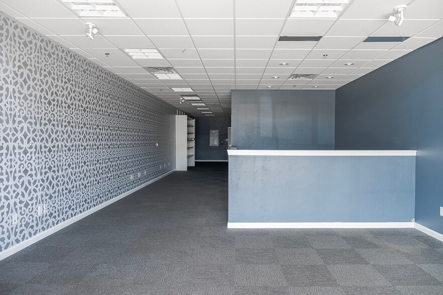 N Imperial Ave, El Centro, CA à louer - Photo intérieure - Image 2 de 11