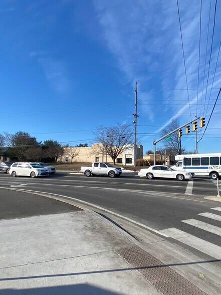 1000 Forrest Ave, Dover, DE à vendre - Photo du bâtiment - Image 2 de 7