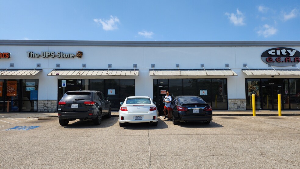 3636 Old Spanish Trl, Houston, TX for lease - Building Photo - Image 2 of 8