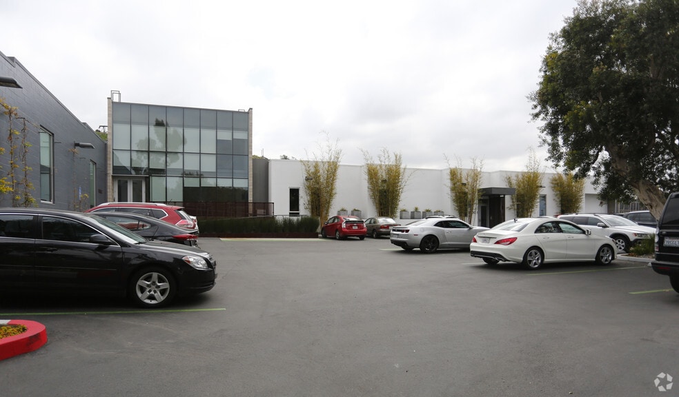 9950 Jefferson Blvd, Culver City, CA for lease - Primary Photo - Image 1 of 40