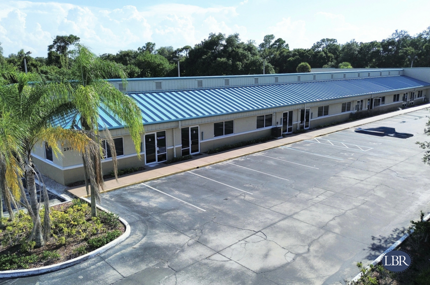 2911 Dusa Dr, Melbourne, FL for lease - Building Photo - Image 3 of 5