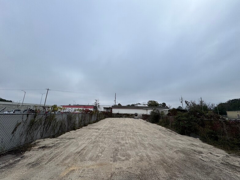 2827 Preston St, Jacksonville, FL à louer - Photo du bâtiment - Image 3 de 10