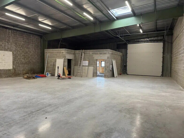 Flex dans Genas à louer - Photo de construction - Image 2 de 7