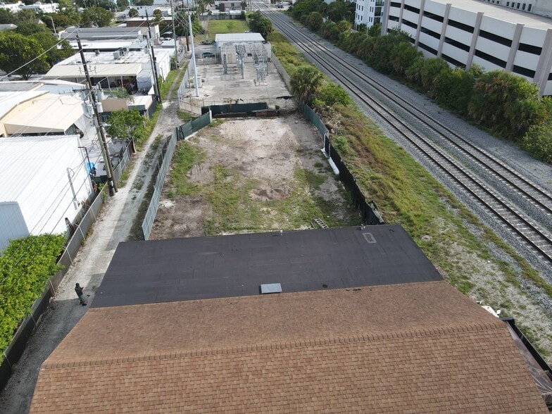 1110 2nd Ave S, Lake Worth, FL for lease - Building Photo - Image 3 of 14