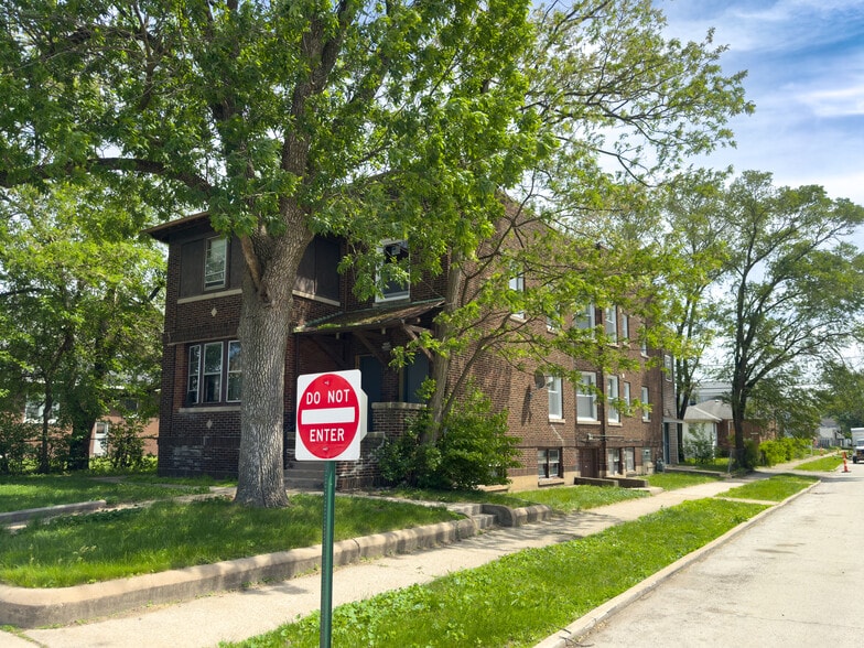 11 157th St, Calumet City, IL for sale - Building Photo - Image 3 of 14