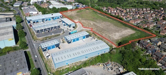 Flanshaw Way, Wakefield à vendre - Photo du bâtiment - Image 3 de 5