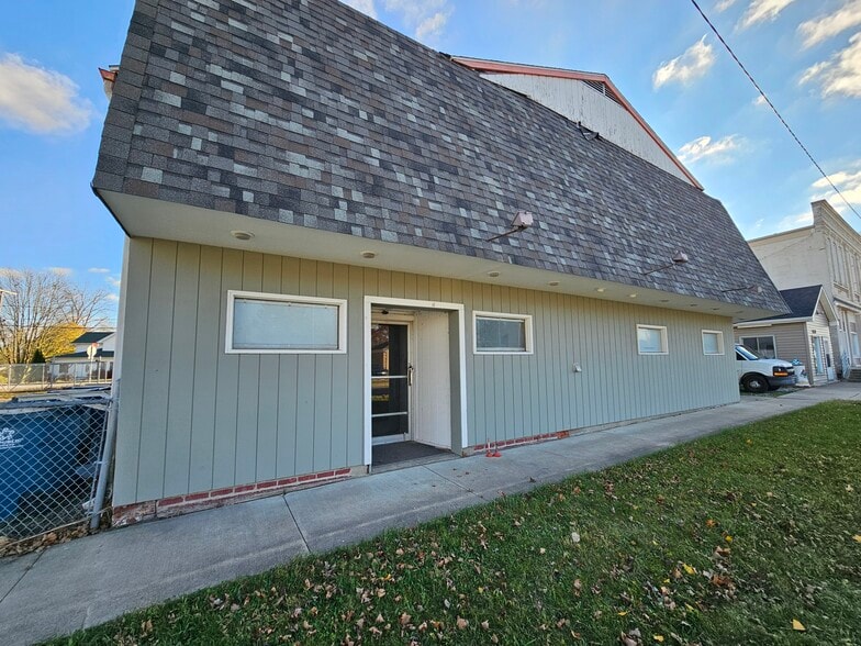 17624 IN-37 Hwy, Harlan, IN for lease - Building Photo - Image 2 of 10