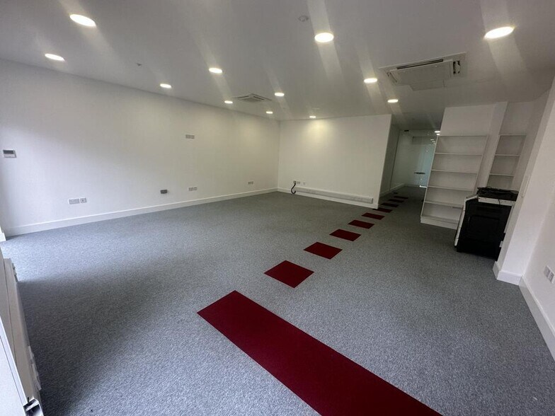 23 Ladysmith Rd, Harrow à louer - Photo intérieure - Image 3 de 20