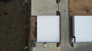 1627 S Cherry St, Tomball, TX - AERIAL  map view - Image1