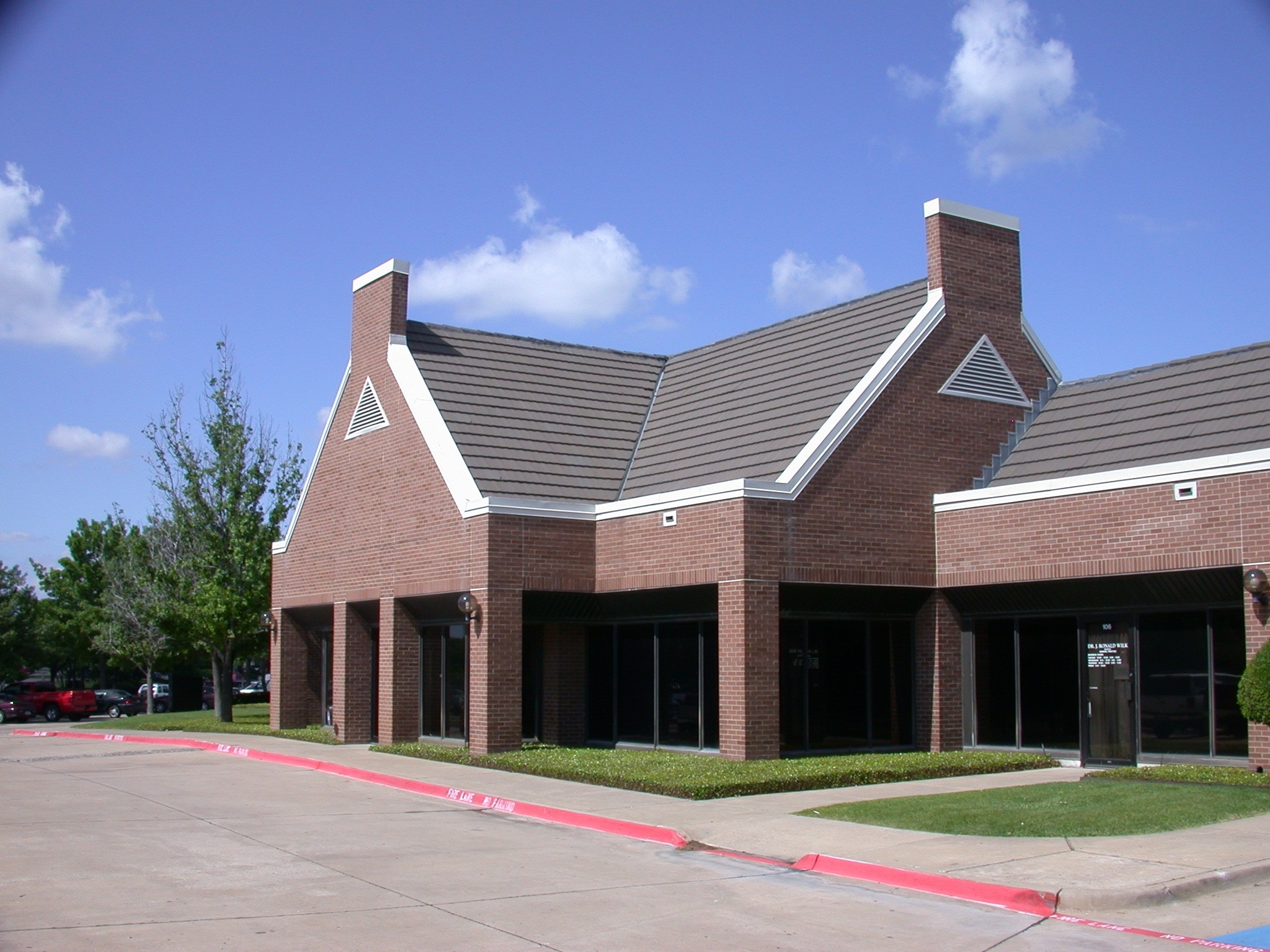 700-730 E Park Blvd, Plano, TX for lease Building Photo- Image 1 of 6