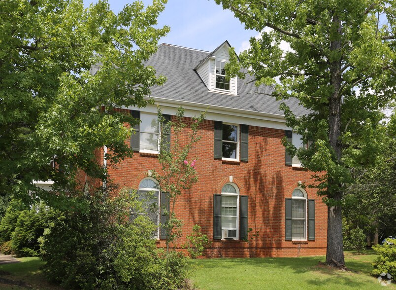 2101 Executive Park Dr, Opelika, AL à louer - Photo du bâtiment - Image 2 de 2