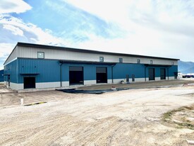 New industrial condo for lease - Entrepôt