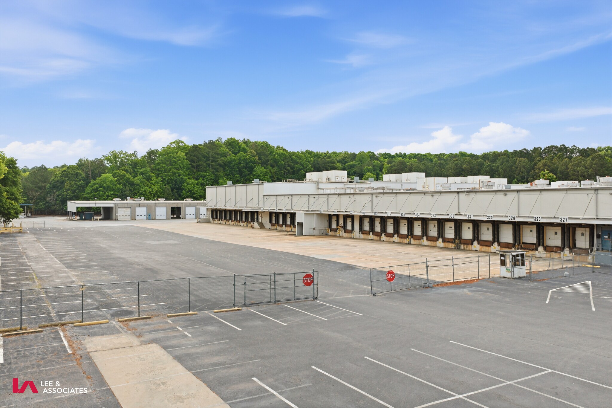 5400 Fulton Industrial Blvd SW, Atlanta, GA for lease Interior Photo- Image 1 of 4