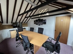 19-21 Timber Ln, Caterham à louer Photo intérieure- Image 2 de 6