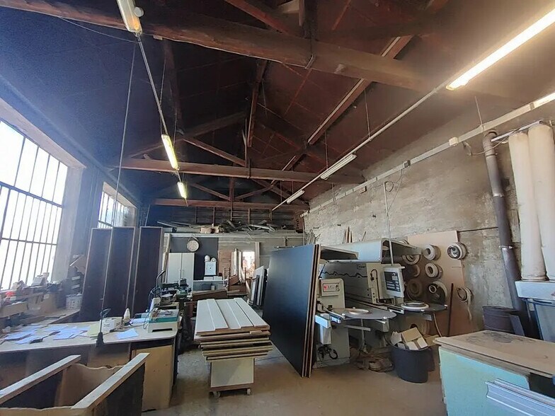 Local d'activités dans Bourgoin-Jallieu à vendre - Photo intérieure - Image 2 de 4