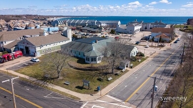 35 Kingstown Rd, Narragansett, RI à louer Photo intérieure- Image 2 de 9