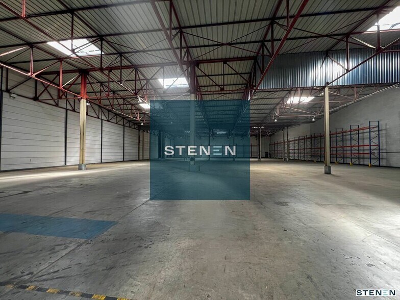 Industrial in Avignon for lease - Interior Photo - Image 3 of 7
