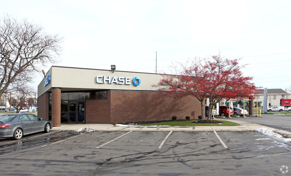 2025 Brice Rd, Reynoldsburg, OH for sale - Primary Photo - Image 1 of 2