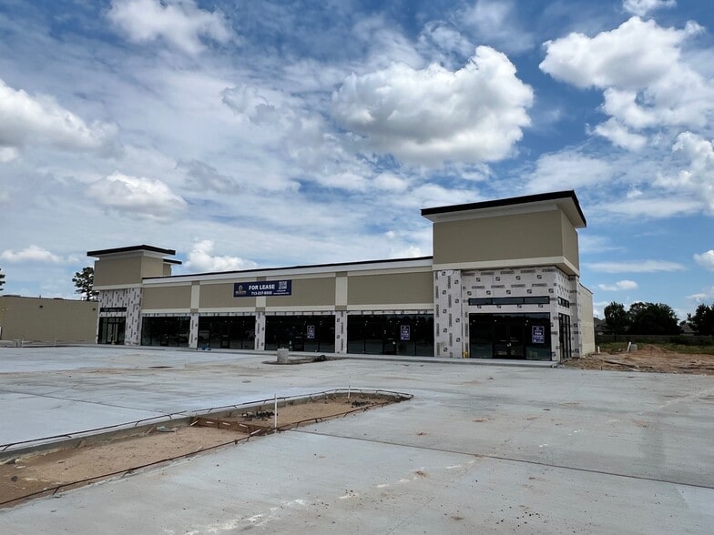 11545 Plum Grove Rd, Cleveland, TX for lease - Building Photo - Image 2 of 3