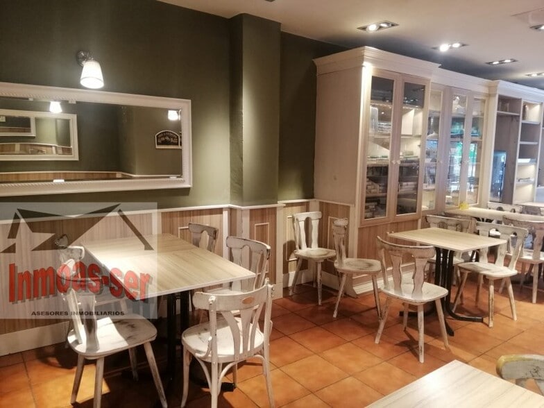Multifamily in Barcelona, Barcelona for sale - Interior Photo - Image 3 of 7