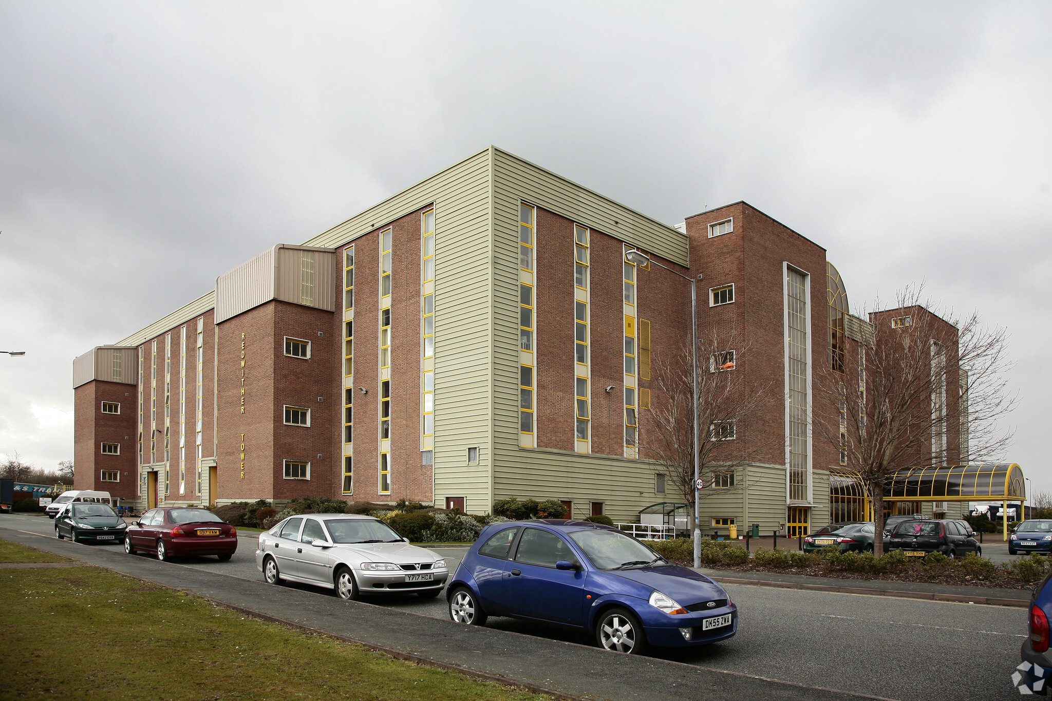 Abbey Rd, Wrexham for lease Building Photo- Image 1 of 4