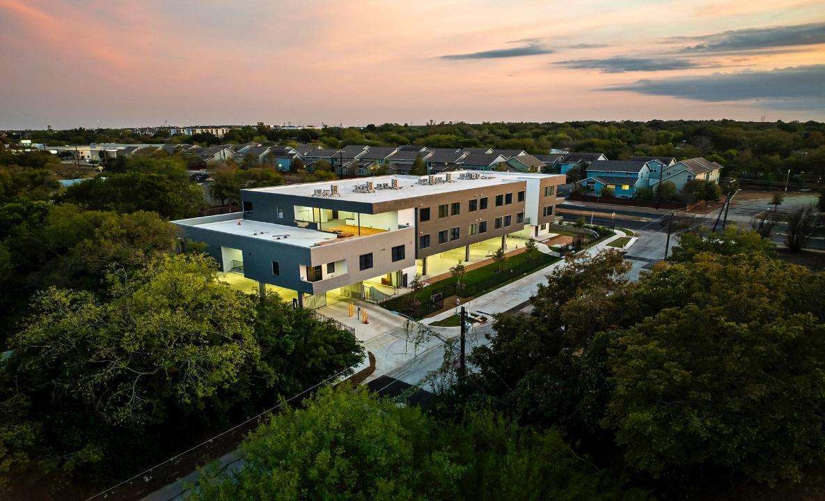 5515 Humming Bird Ln, Austin, TX for sale Building Photo- Image 1 of 2