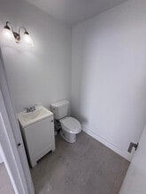 1360 SW 8th St, Pompano Beach, FL for lease Interior Photo- Image 2 of 5