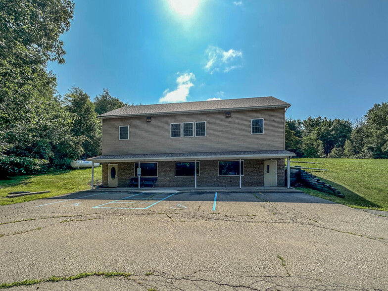 12 Grace Dr, Tunkhannock, PA for sale - Building Photo - Image 1 of 1