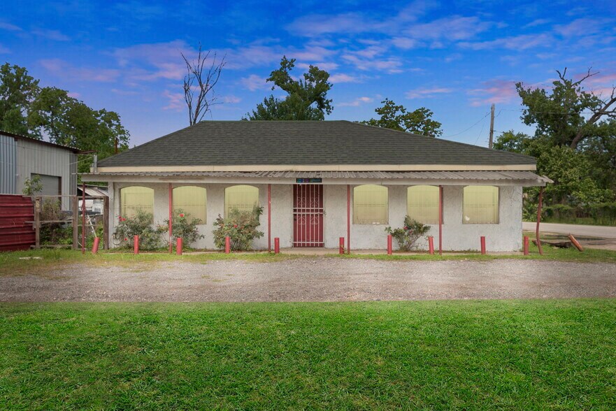 10935 Aldine Westfield Rd, Houston, TX à vendre - Photo du bâtiment - Image 1 de 15