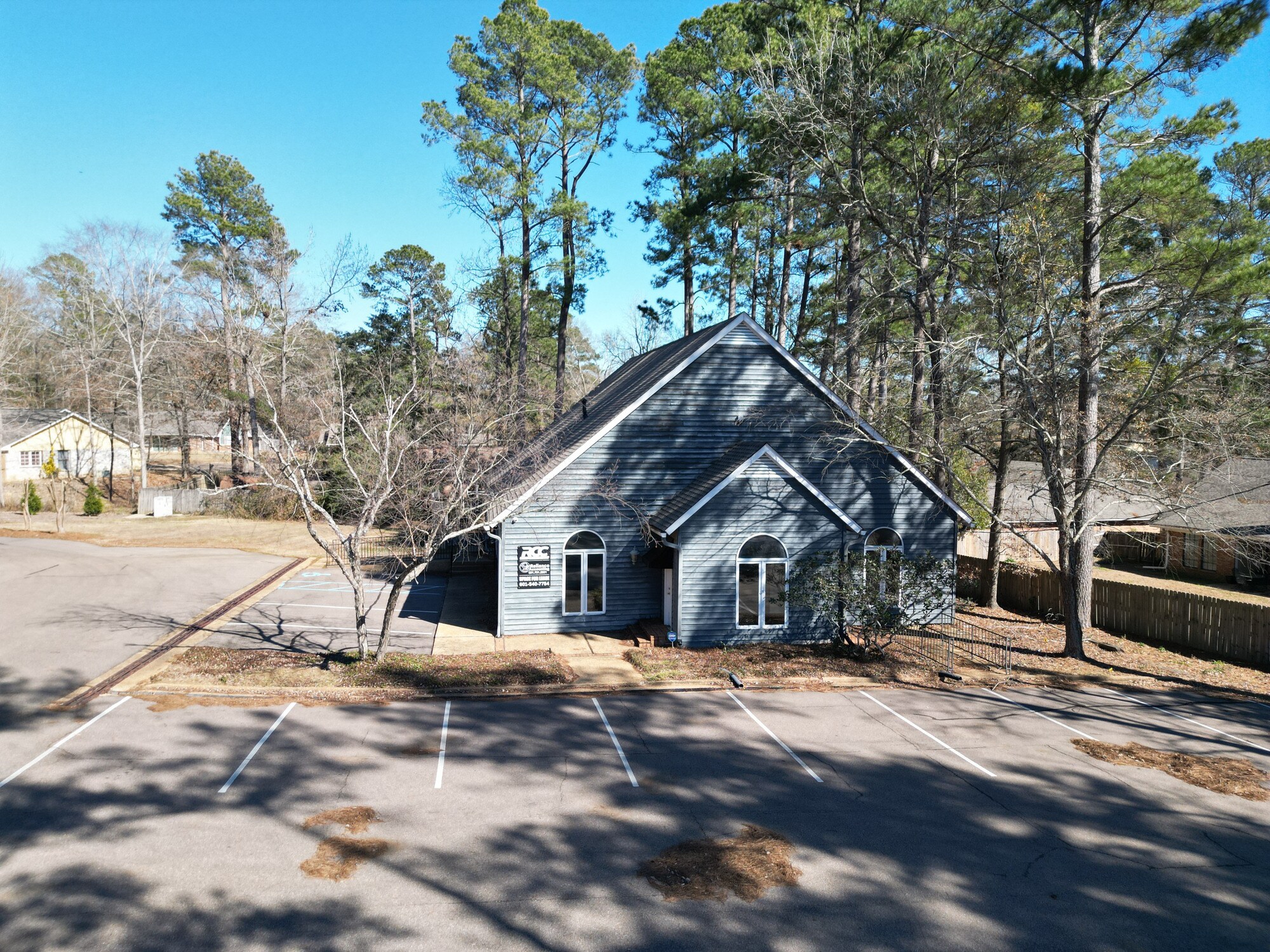 557 Grants Ferry Rd, Brandon, MS à vendre Photo du bâtiment- Image 1 de 6