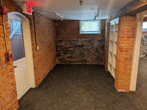 4 University Rd, Cambridge, MA for lease Interior Photo- Image 1 of 15