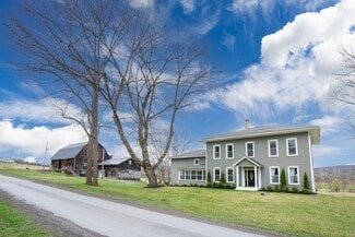 Plus de détails pour 211 Hanks Rd, Troy, PA - Services hôteliers à vendre