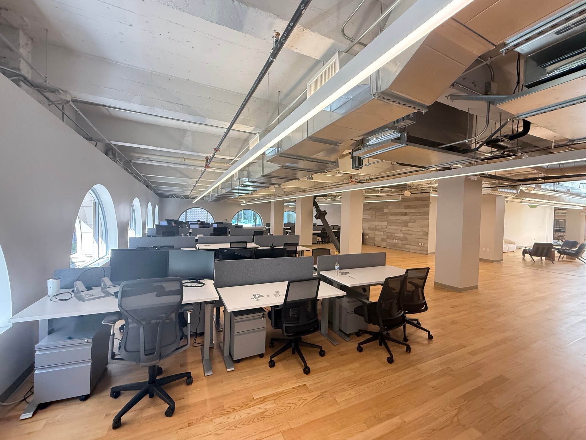 351 California St, San Francisco, CA à louer Photo intérieure- Image 1 de 14