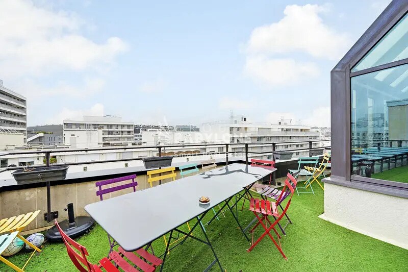 Office in Boulogne-Billancourt for lease Building Photo- Image 1 of 15