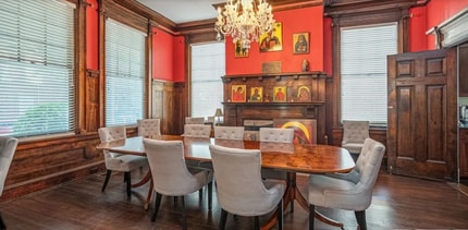 18 E 34th St, Savannah, GA for lease Interior Photo- Image 2 of 4