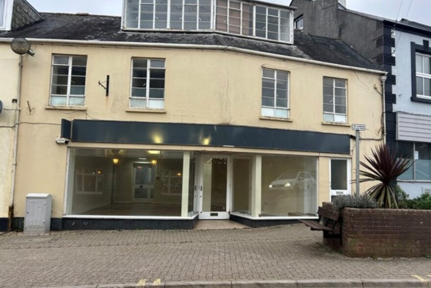 59-60 Fore St, Ivybridge for lease - Primary Photo - Image 1 of 1