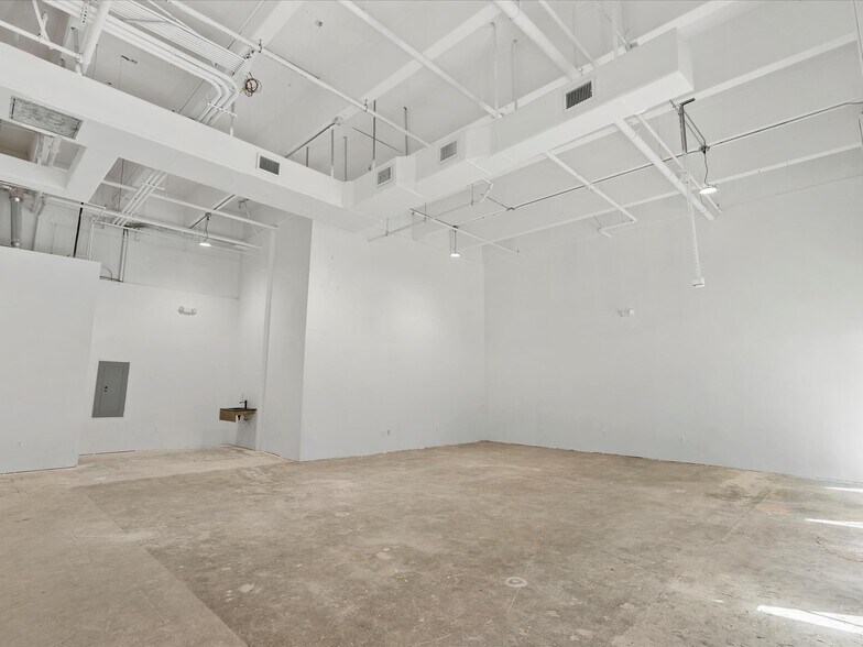 1231 14th St, Miami Beach, FL à louer - Photo du bâtiment - Image 2 de 46