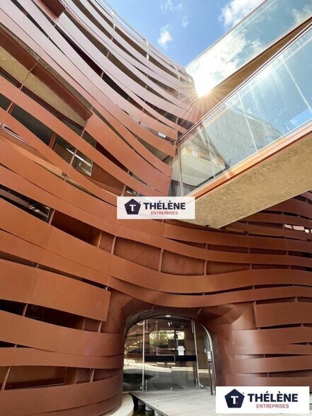 Bureau dans Montpellier à vendre - Photo du bâtiment - Image 2 de 12