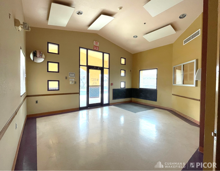 32 Boulevard del Rey David, Nogales, AZ à vendre - Photo du bâtiment - Image 3 de 9