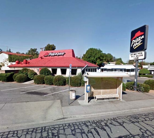 1235 S Mission Rd, Fallbrook, CA à louer - Photo du bâtiment - Image 2 de 7