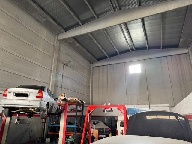- Unit Pta. 2 - - Interior Photo - Image 2 of 5